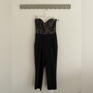 Sweetheart neckline Express Jumper